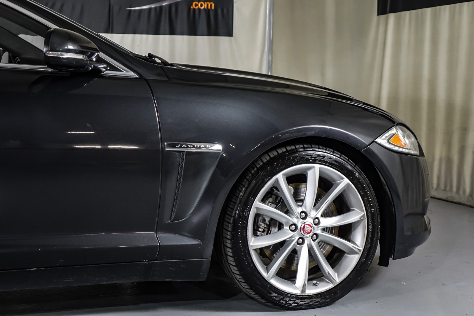 2015 Jaguar XF V6 Sport 7