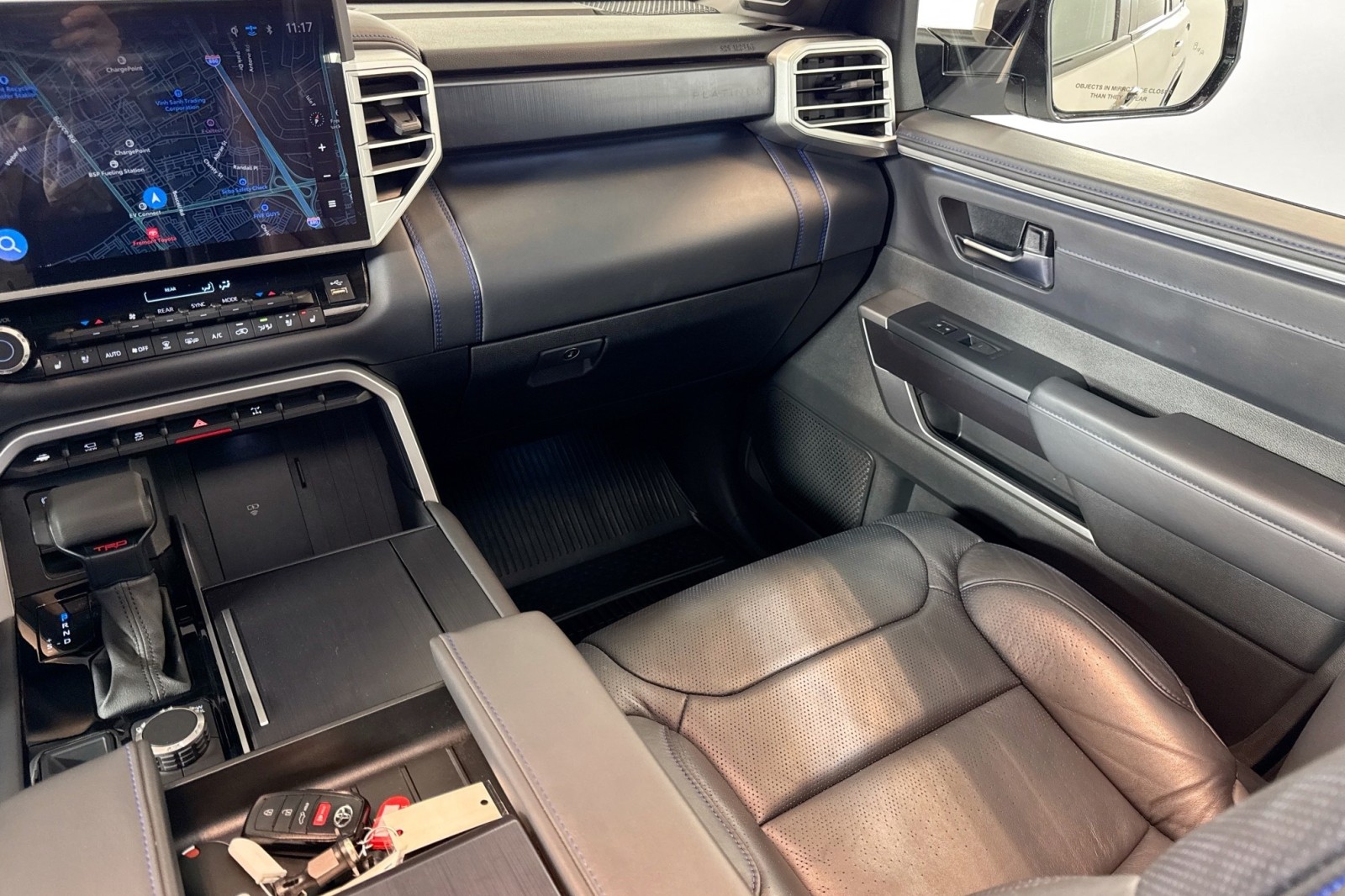 Used 2025 WHITE Toyota Platinum image 22