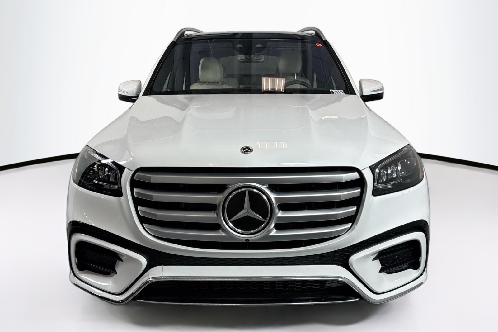 New 2026 MANUFAKTUR Moonlight White Metallic Mercedes-Benz GLS 450 4MATIC® SUV image 2