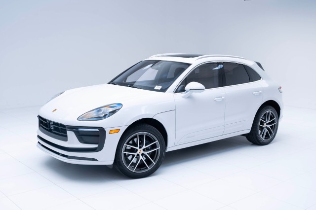2025  Macan  in , 