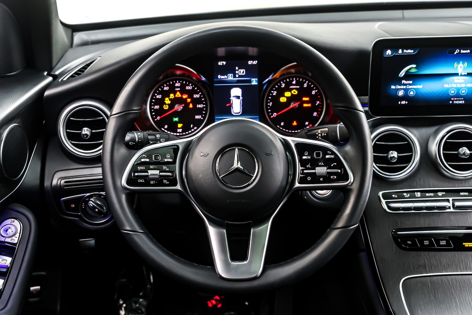 Used 2022 Graphite Grey Metallic Mercedes-Benz GLC 300 SUV image 19