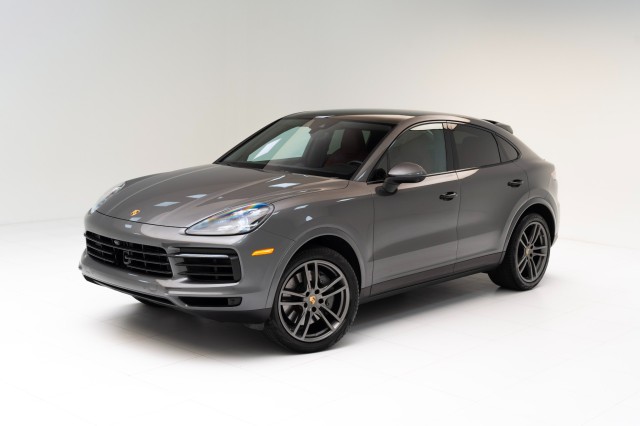 2022  Cayenne S Coupe in , 