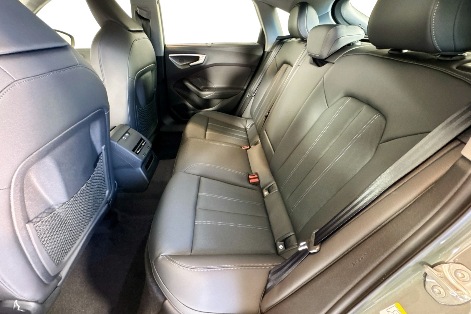 New 2025 Chronos Gray Metallic Audi Premium Plus 2.0 TFSI quattro image 21