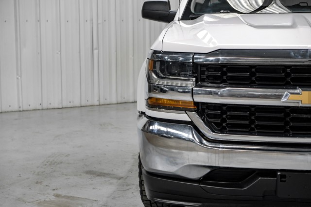 2017 Chevrolet Silverado 1500 LS 43