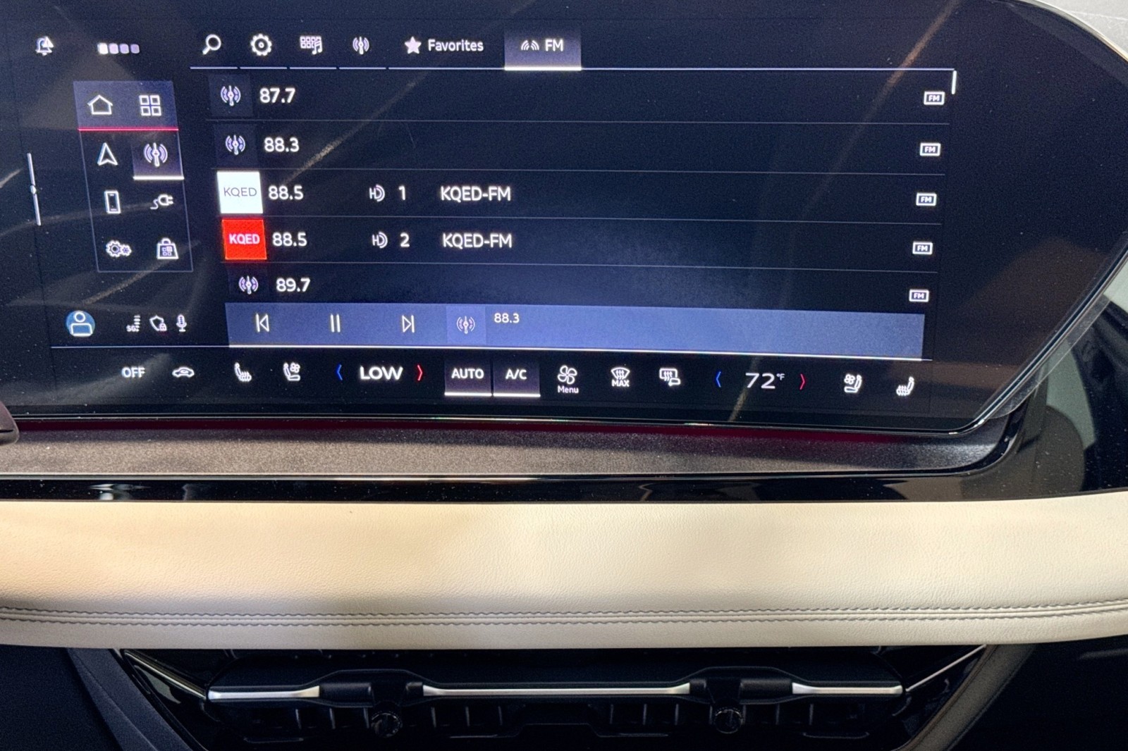 New 2025 Glacier White Metallic Audi Premium Plus quattro image 13