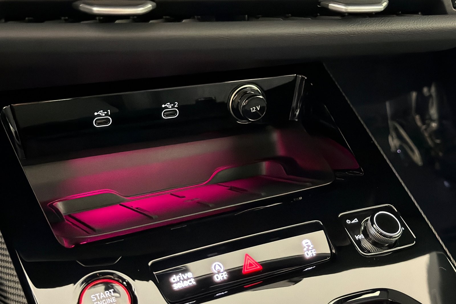 Used 2025 Mythos Black Metallic Audi Premium Plus 3.0 TFSI quattro image 19