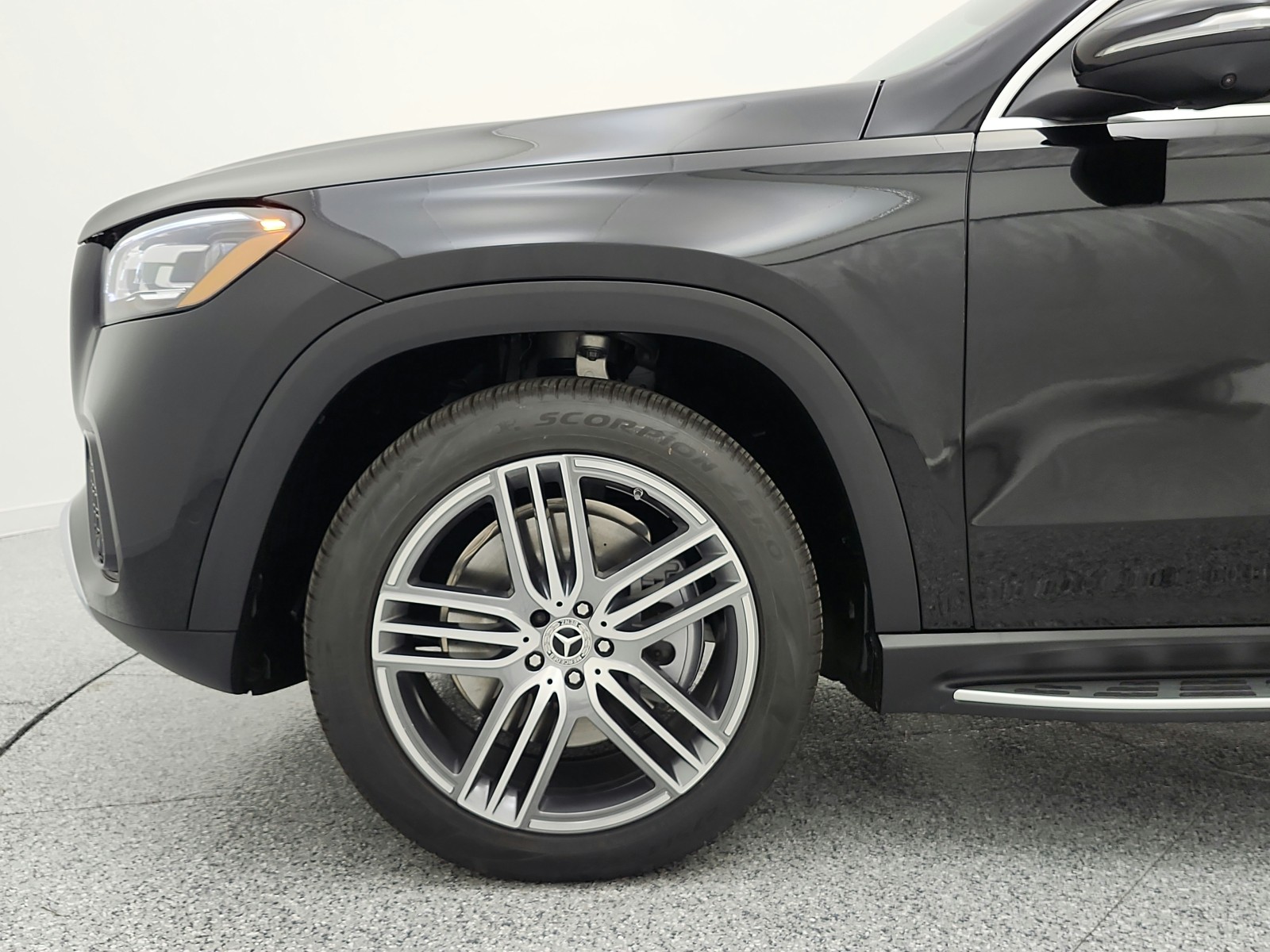 New 2026 Black Mercedes-Benz GLS 450 image 13
