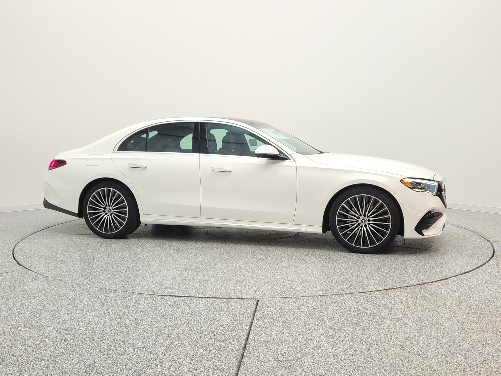 New 2027 Polar White Mercedes-Benz E 350 RWD Sedan image 4