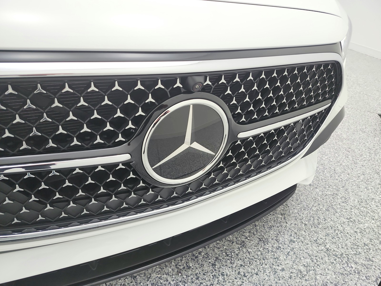 New 2026 Polar White Mercedes-Benz E 450 image 12