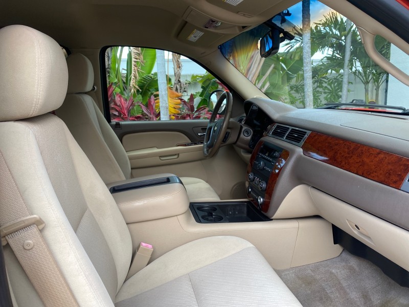 2009 Chevrolet Avalanche LT PU LOW MILES 58,696 in ,