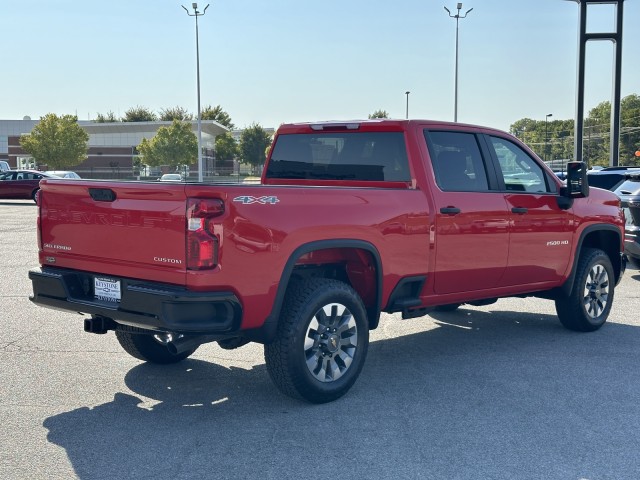 2025 Chevrolet Silverado 2500HD Custom 3