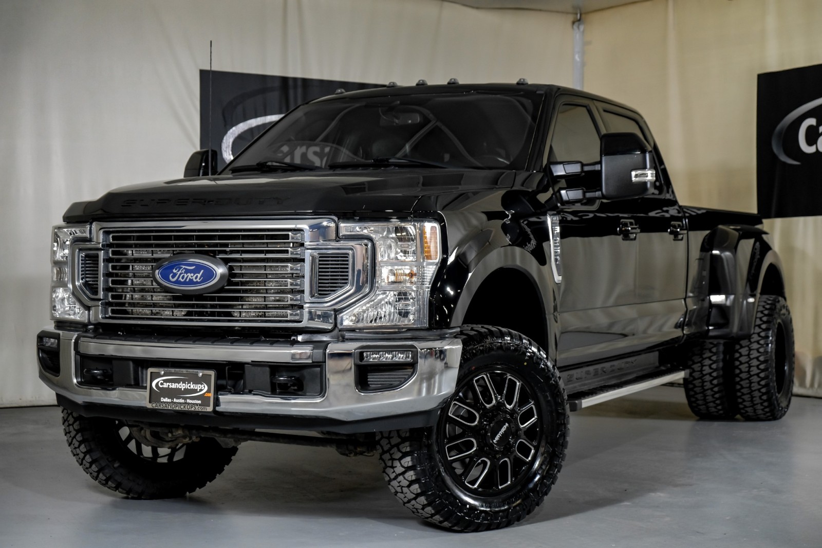 2022 Ford F-350 Lariat 4