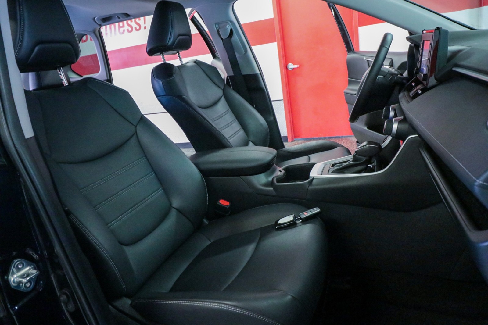 Used Car 2022 Toyota Rav4  Xle Premium For Sale Under $30,000 In Austin, Texas