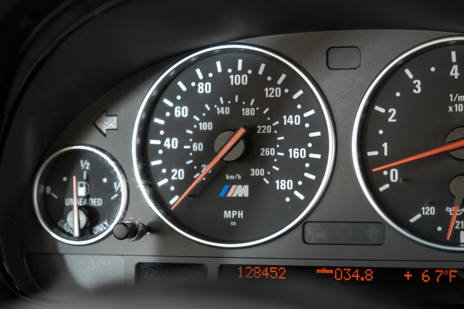 2000 BMW 5 Series M5 19