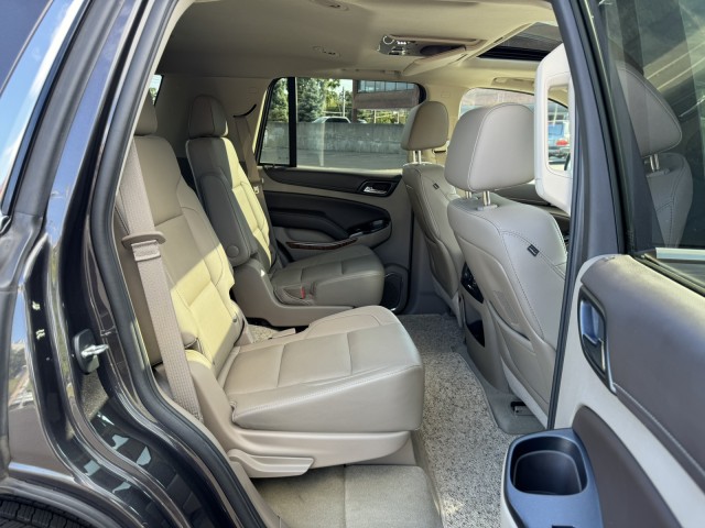 2015 Chevrolet Tahoe LTZ with Center Row Buckets 19