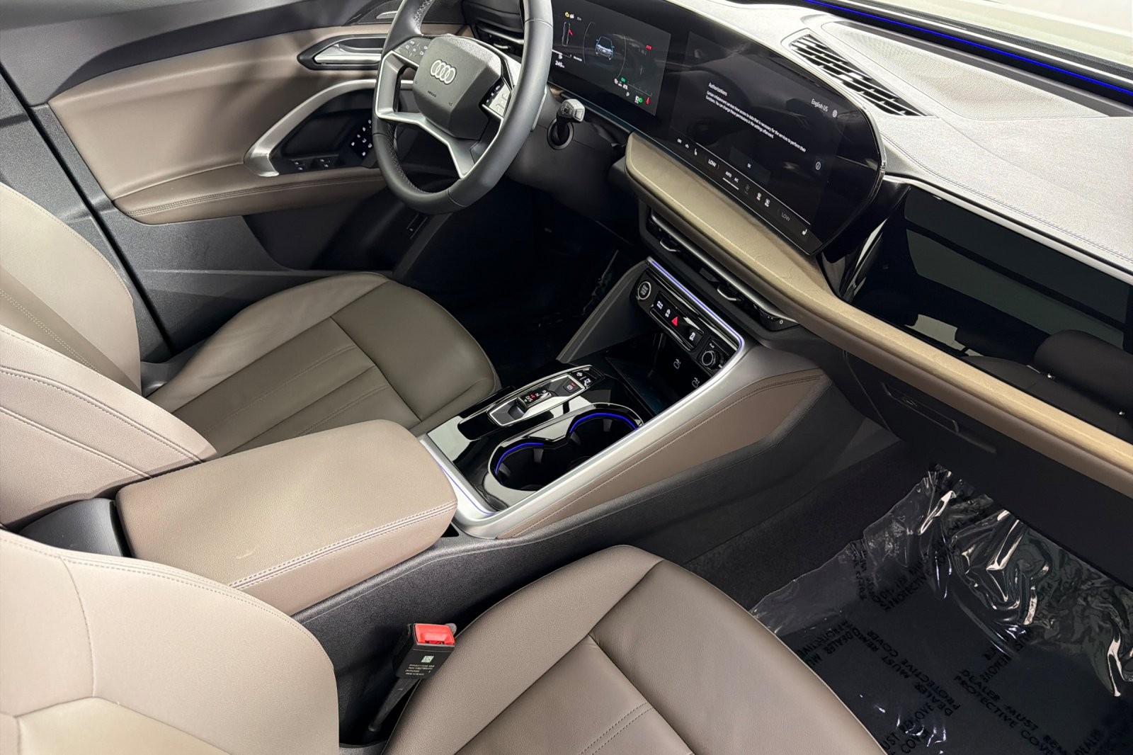 Used 2025 District Green Metallic Audi Premium Plus 2.0 TFSI quattro image 15