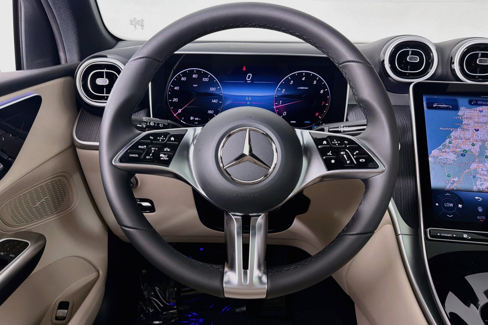 New 2026 Cirrus Silver Metallic Mercedes-Benz GLC 300 SUV image 17