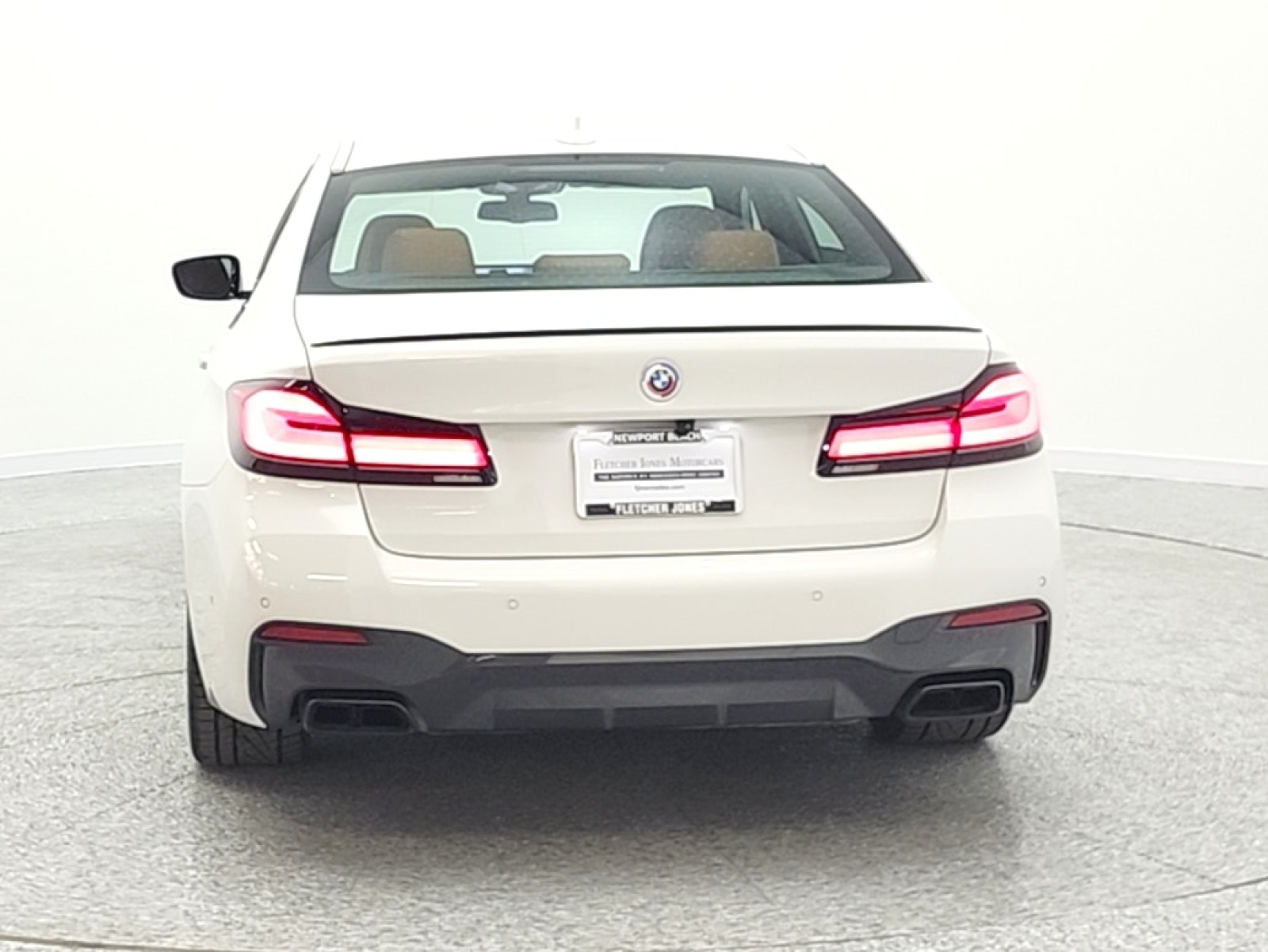 Used 2023 Alpine White BMW M550i xDrive Sedan image 7