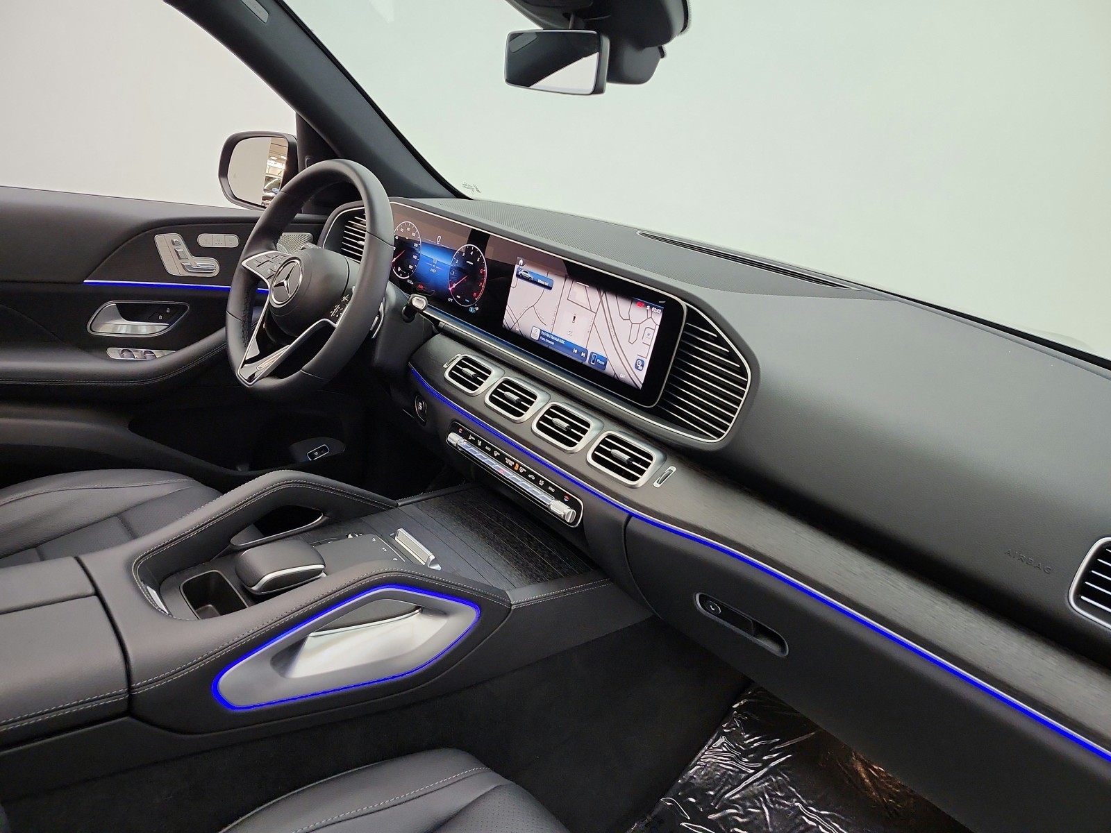 Certified Used 2026 Black Mercedes-Benz GLE 450 4MATIC® SUV image 19