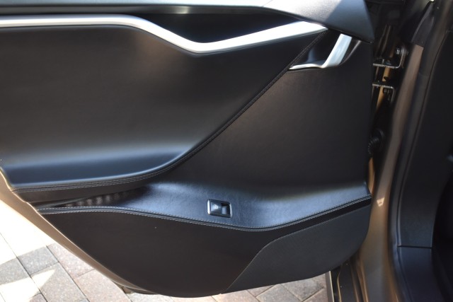 2016 Tesla Model S 70D Leather Sunroof Auto Pilot Smart Air Suspensio 31