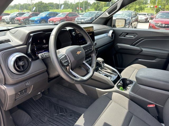 2023 Chevrolet Colorado 4WD LT 10