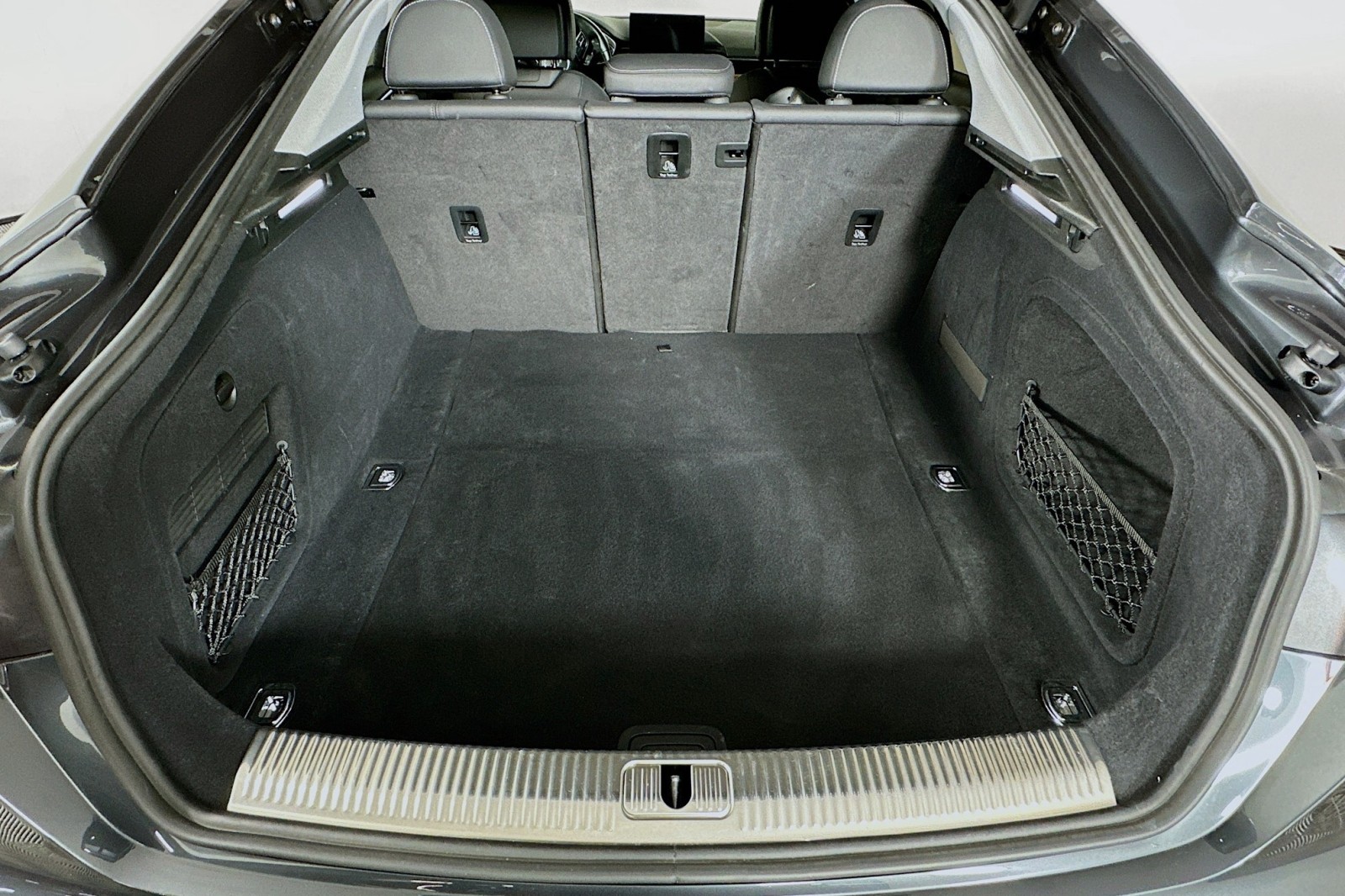 Used 2023 Manhattan Gray Metallic Audi Premium image 22