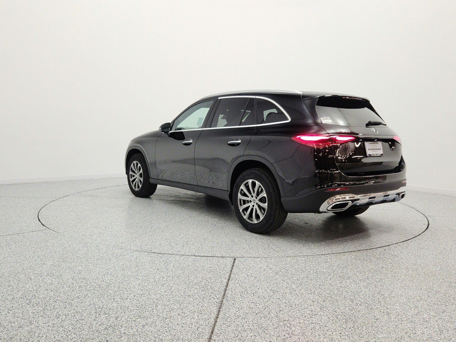 New 2026 Black Mercedes-Benz GLC 300 SUV image 7