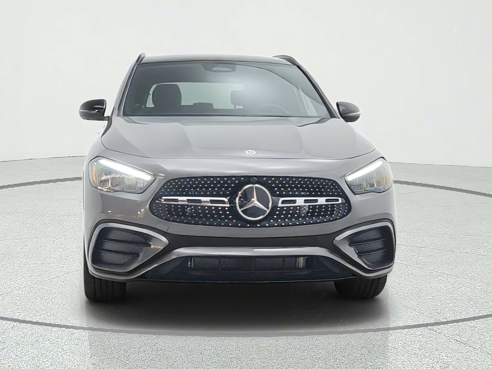 New 2026 Mountain Grey Metallic Mercedes-Benz GLA 250 SUV image 2