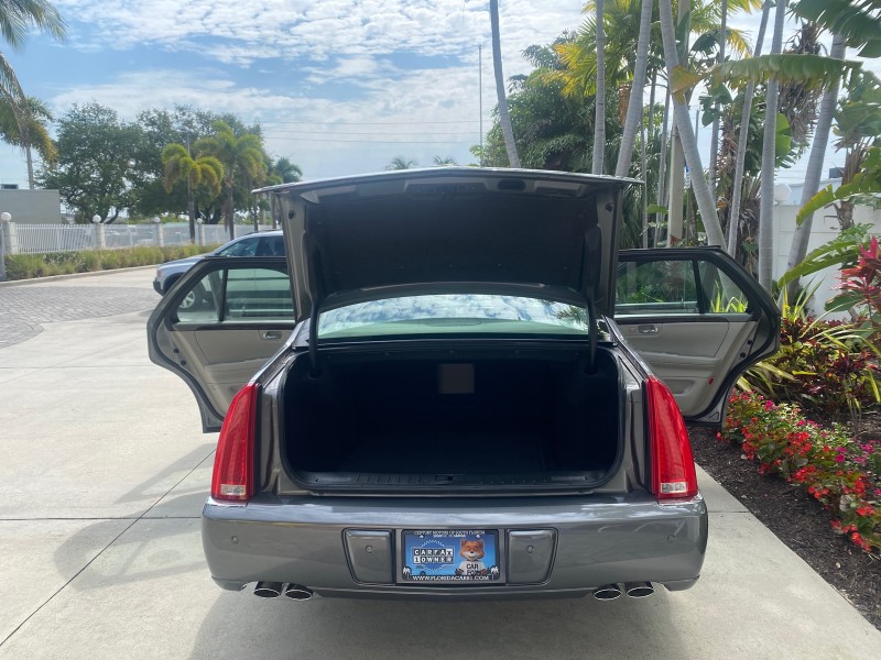 2008 Cadillac DTS LOW MILES 41,600 w/1SC in , 