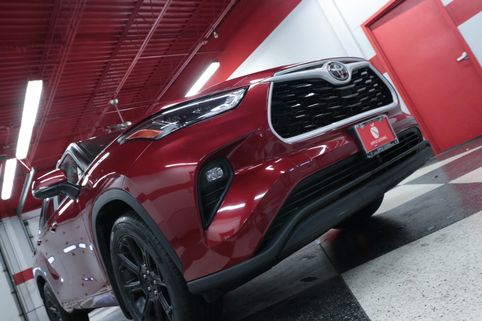 Used Car 2023 Toyota Highlander  Le For Sale Under $35,000 In Austin, Texas