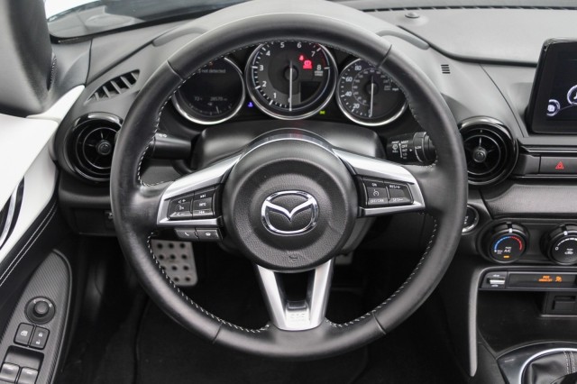 2021 Mazda MX-5 Miata RF Club 26