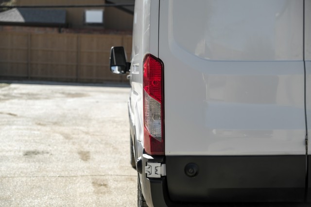 2019 Ford Transit Van  40