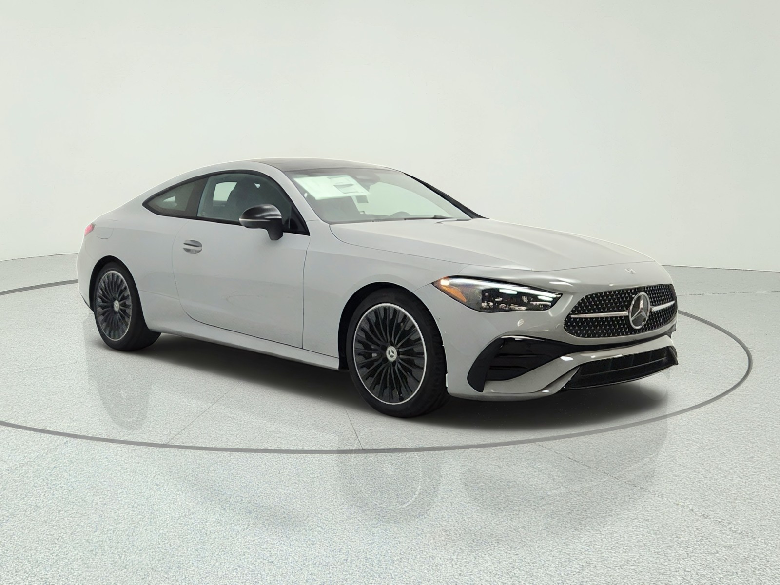 New 2027 MANUFAKTUR Alpine Grey Metallic Mercedes-Benz CLE 300 4MATIC® Coupe image 3