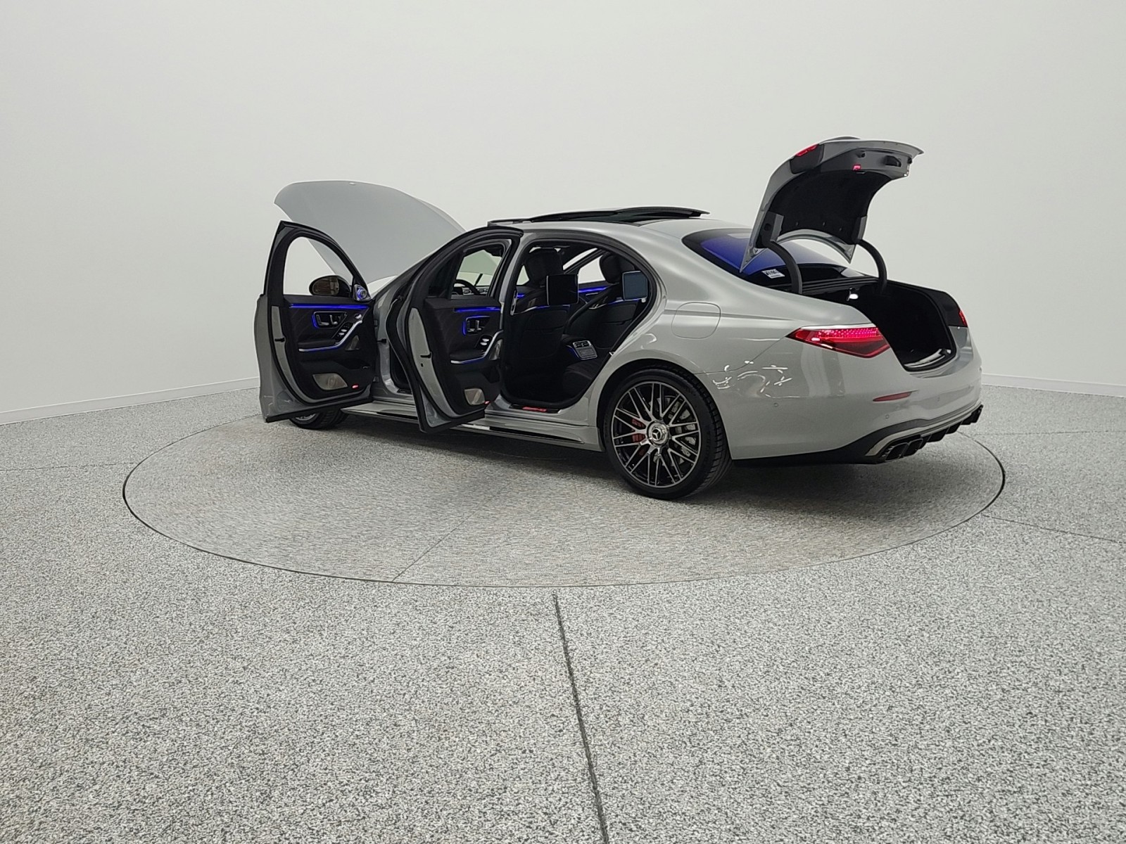 Used 2024 MANUFAKTUR Alpine Grey Mercedes-Benz AMG® S 63 E 4MATIC Sedan image 7