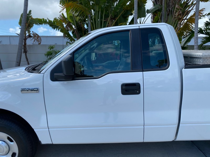 2005 Ford F-150 PU STX LOW MILES 18,931 in , 