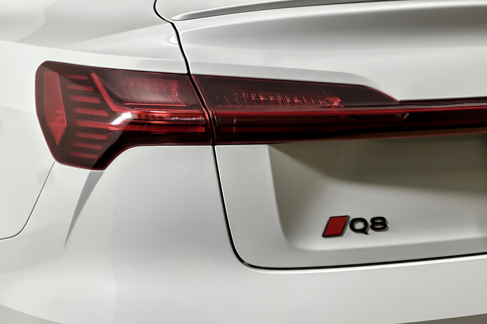 Used 2024 Glacier White Metallic Audi S line Premium Plus quattro image 26