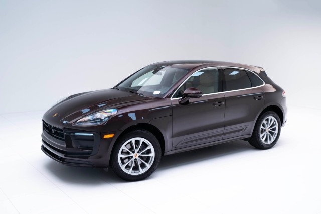 2025  Macan  in , 
