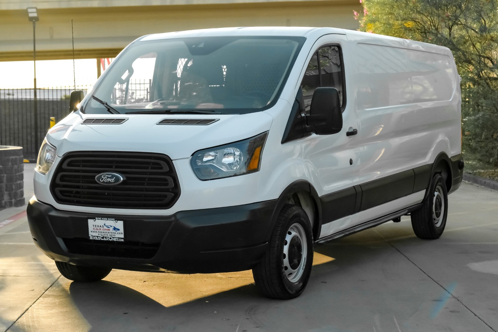 2019 Ford Transit 250 CARGO VAN LOW ROOF VINYL SEATS REAR CAMERA REA 4