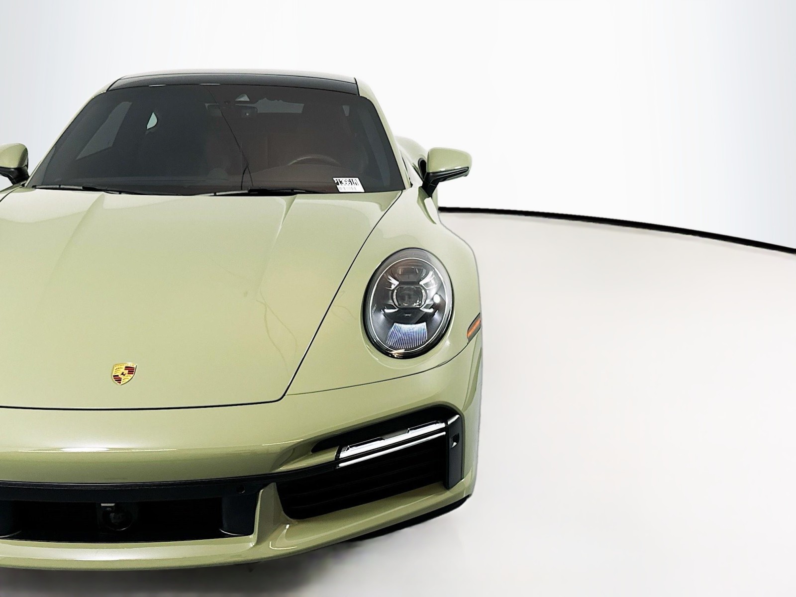 2022 Porsche 911 Turbo S 31