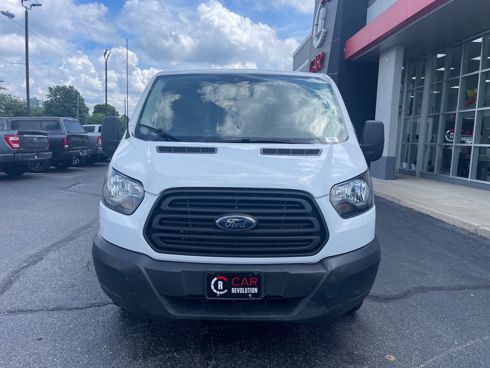 View vehicle photo 2