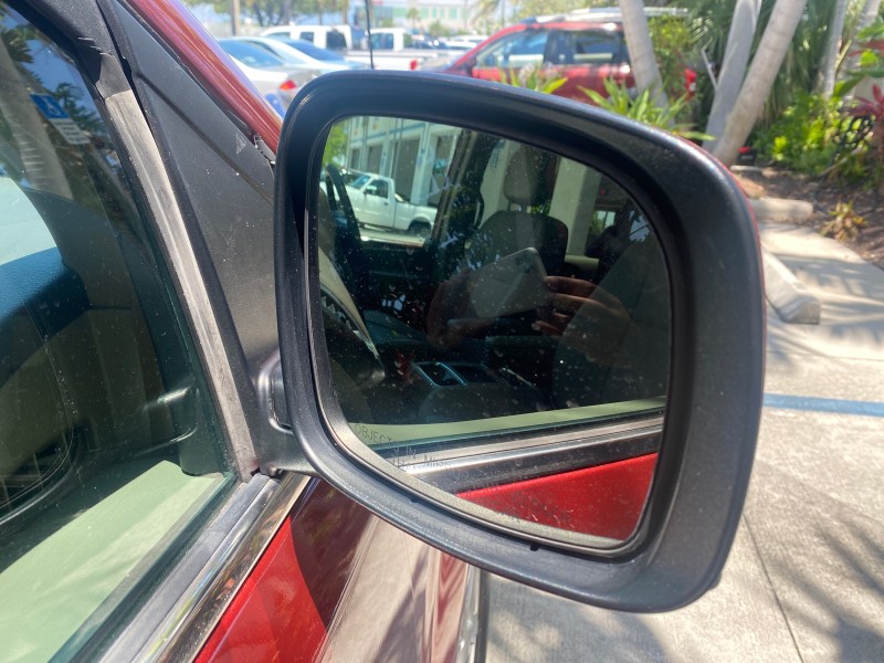 2012 Chrysler Town & Country 1 OWNER LOW MILES 58.411 in , 