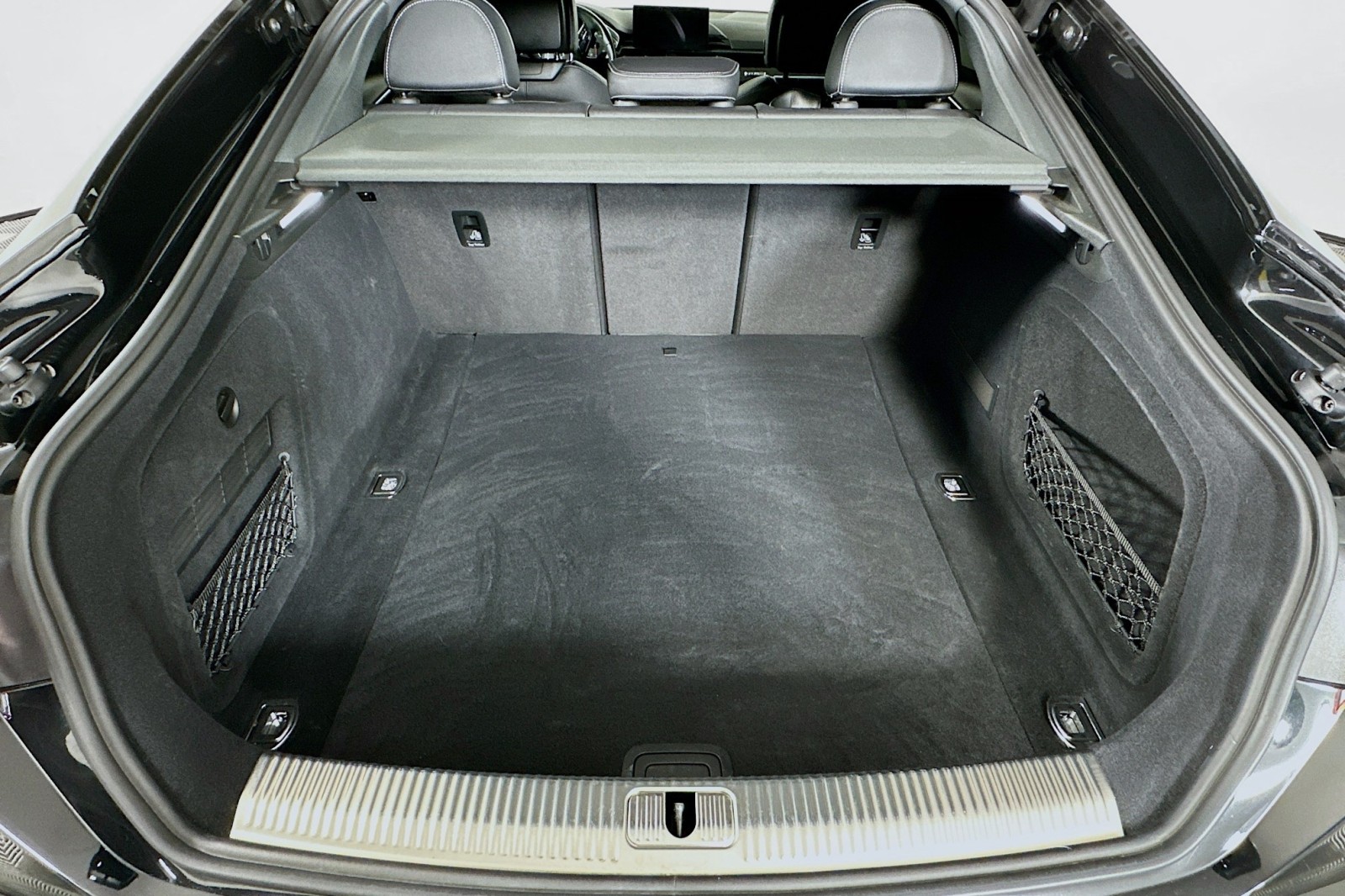 Used 2023 Mythos Black Metallic Audi S line Premium image 22