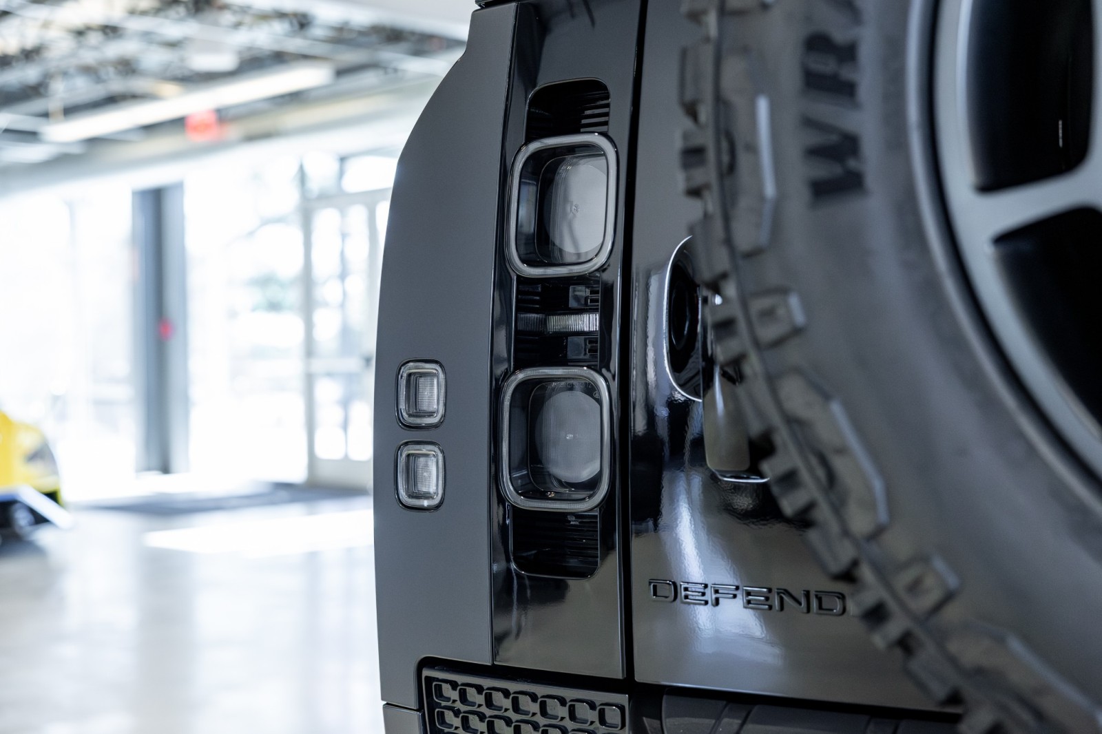 Used Car 2025 Land Rover Defender  Octa Edition One For Sale Under $170,000 In Boerne, Texas