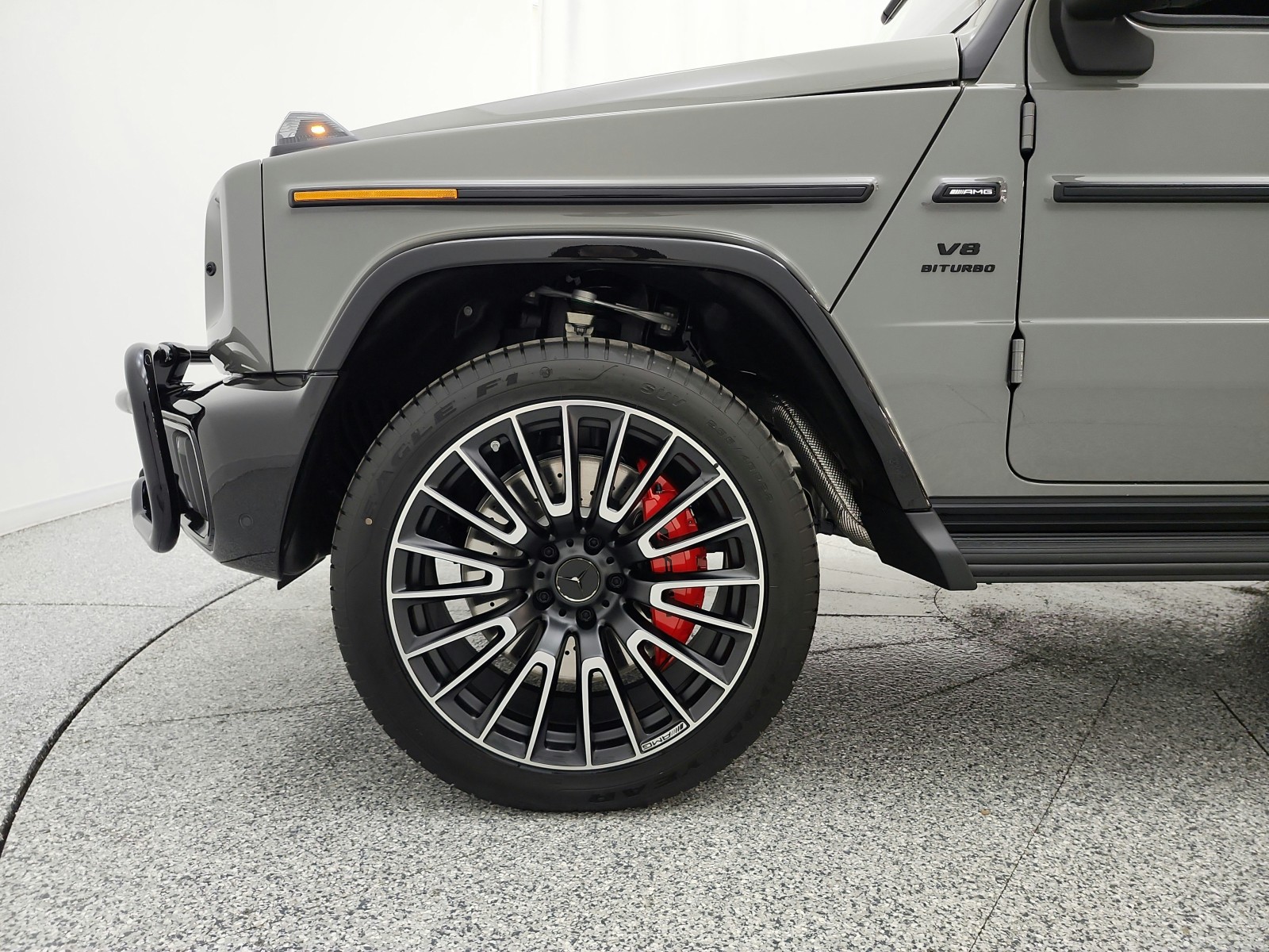 New 2027 MANUFAKTUR Arabian Grey Mercedes-Benz AMG® G 63 SUV image 13