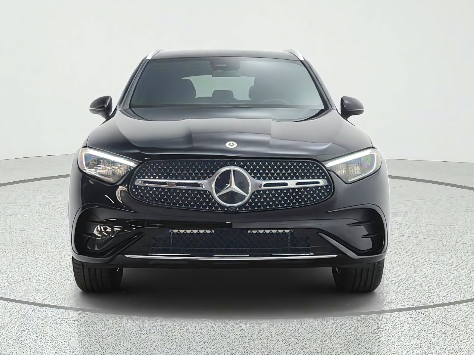 New 2027 Black Mercedes-Benz GLC 300 SUV image 2