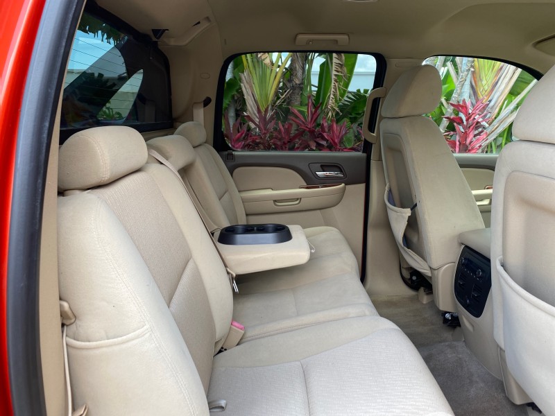 2009 Chevrolet Avalanche LT PU LOW MILES 58,696 in ,
