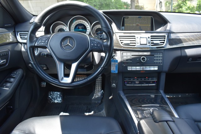 2016 Mercedes-Benz E350 4MATIC AWD Sport Navi Premium 1 Pkg. Heated Front Seats M 14