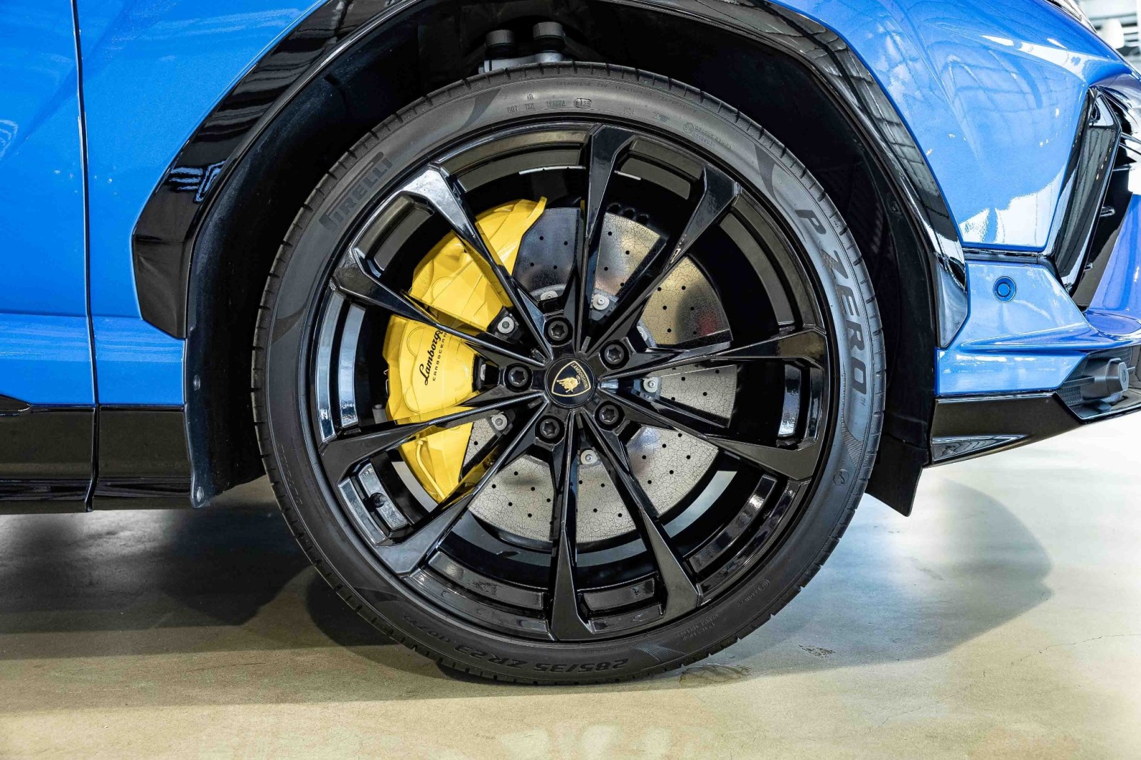 Used Car 2023 Lamborghini Urus  S For Sale Under $250,000 In Boerne, Texas
