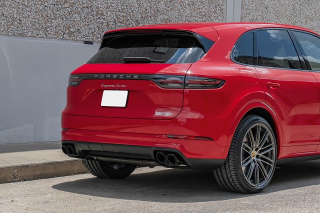 2022 Porsche Cayenne Turbo 13