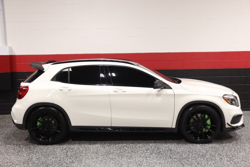 2015 Mercedes-Benz GLA 45 AMG 4MATIC w/Performance Pkgs 4dr Suv in , 